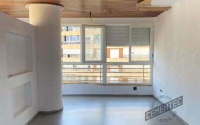 Proyectos de reforma con microcemento: transformando espacios con innovación y estilo